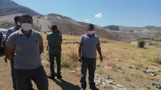 Köylerine yakın taş ocağına isyan eden vatandaşlar eylem yaptı