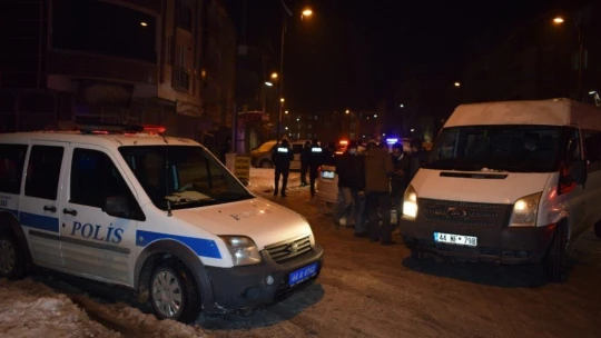 Küfürleşme kavgası kanlı bitti: 1 yaralı