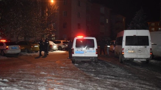 Küfürleşme kavgası kanlı bitti: 1 yaralı