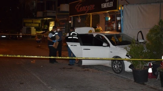 Kurşunlanan sürücü kaza yaptı