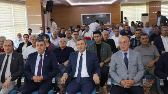 Kuru meyve sektörü Malatya'da toplandı