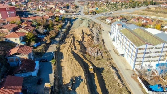 Kuzey Kuşak yolu açma ve genişletme çalışmaları