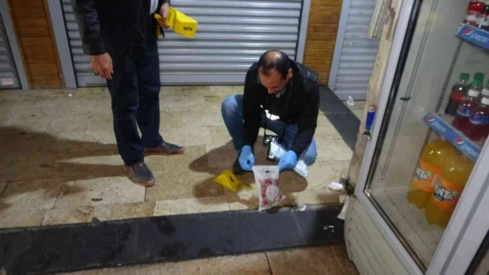 Laf atma kavgasında kan aktı: 3 yaralı