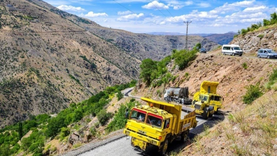 Malatya Akça Mahallesi ilk kez asfalt yolla tanıştı