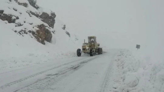 Malatya Büyükşehir'in kar mesaisi devam ediyor