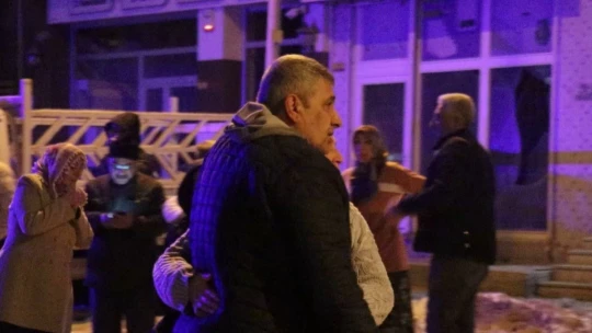 20'nin üzerinde ölü var