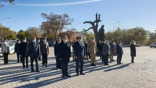 Malatya'da 24 Kasım Öğretmenler Günü kutlamaları