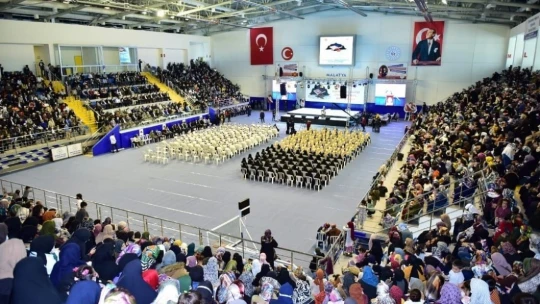 Malatya'da 290 öğrenci için 'Hafızlık Merasimi' düzenlendi