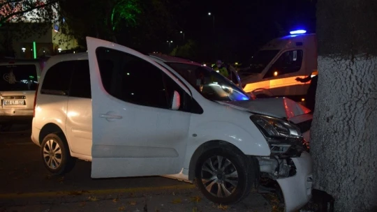 Malatya'da 3 aracın karıştığı kazada 4 kişi yaralandı