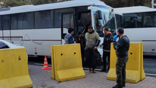 Malatya'da 32 kaçak göçmen yakalandı
