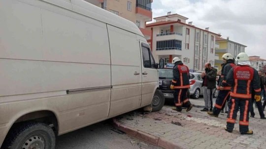 Malatya'da 6 araç bir birine girdi: 1 yaralı