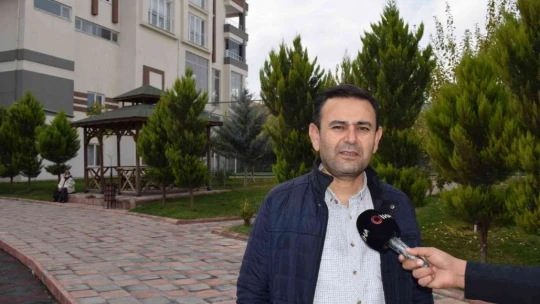Malatya'da aç kalan domuzlar kent merkezine indi