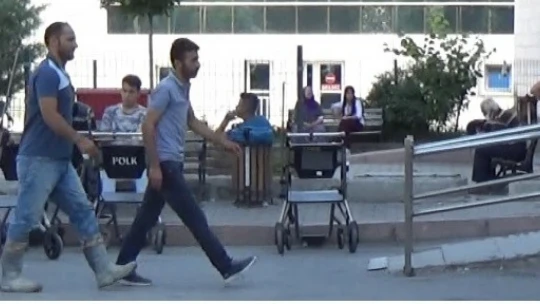 Malatya'da acemi kasaplar hastanelik oldu