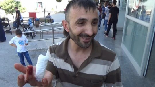 Malatya'da acemi kasaplar hastanelik oldu