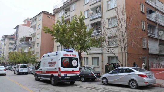 Malatya'da apartman boşluğunda ceset bulundu