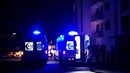 Asansör 10'uncu kattan zemine çakıldı