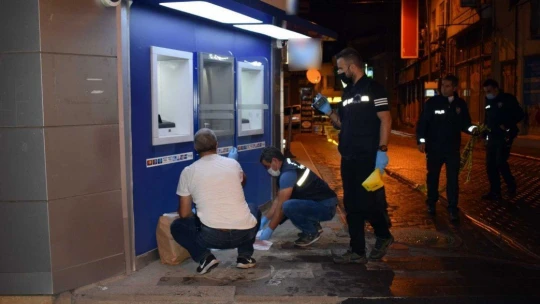 Malatya'da ATM'de unutulan paket fünyeyle patlatıldı