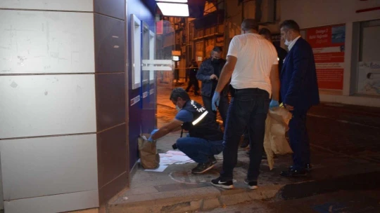 Malatya'da ATM'de unutulan paket fünyeyle patlatıldı