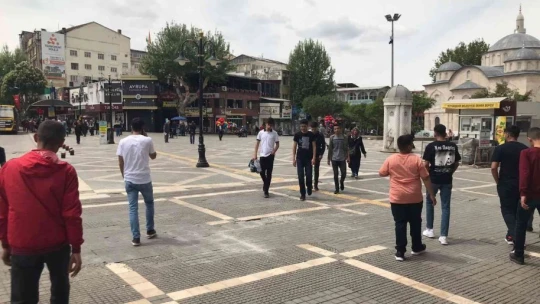 Malatya'da bayramın ilk gününde sessizlik hakim