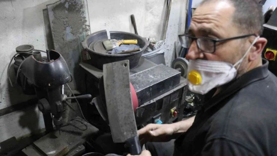 Malatya'da bıçak ustalarının bayram mesaisi başladı