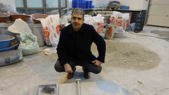 Malatya'da buzlanmayı önleyen beton plak geliştirildi