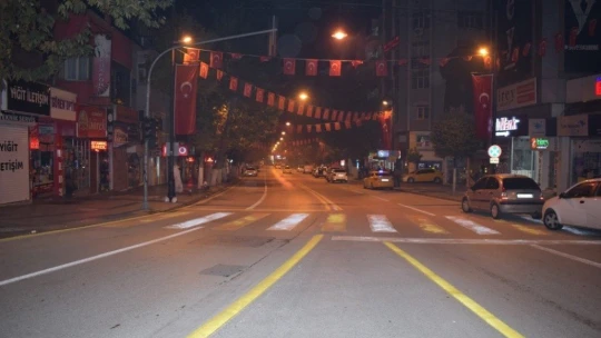 Malatya'da cadde ve sokaklar boş kaldı