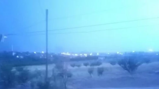 Malatya'da çakan şimşekler geceyi aydınlattı