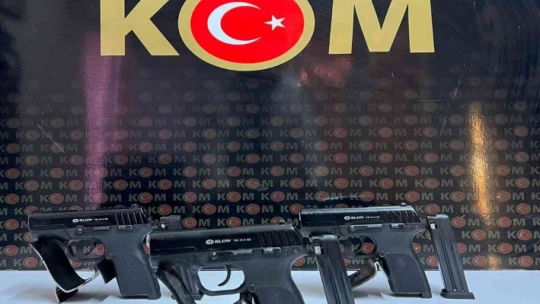 Malatya'da çok sayıda cinsel içerikli ürün ele geçirildi