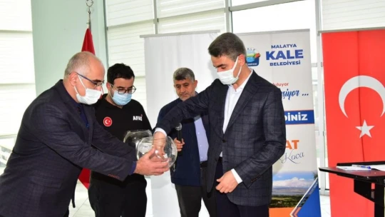 Malatya'da depremzedeler konutlarına kavuşuyor