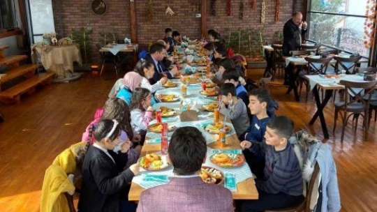 Malatya'da dezavantajlı çocuklar kahvaltıda bir araya geldi
