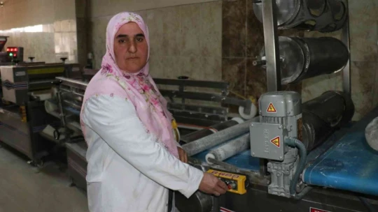 Malatya'da ekmeğin ustası Fatma abla