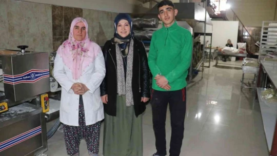 Malatya'da ekmeğin ustası Fatma abla