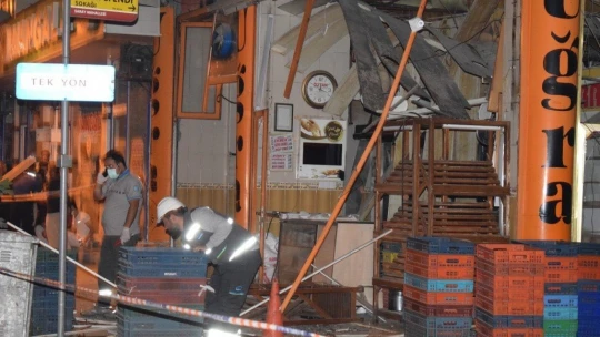 Malatya'da ekmek fırını bomba gibi patladı: Ortalık savaş alanına döndü