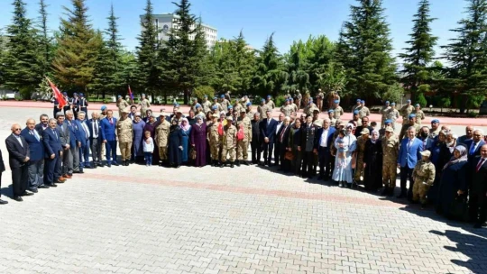 Malatya'da engelliler askerlik sevinci yaşadı