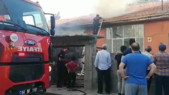 Malatya'da ev yangını