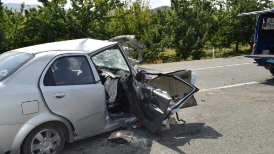 Kale'de feci kaza... 3 ölü