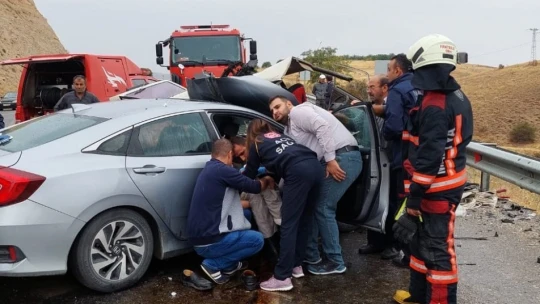 Malatya'da feci kaza: 1 ölü, 4 yaralı
