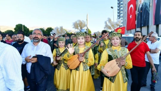 Kayısı Festivali başladı