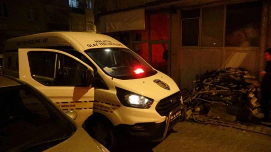 Malatya'da genç kadın yatağında kanlar içerisinde bulundu