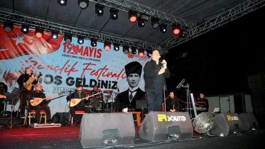 Malatya'da gençler konser ile coştu