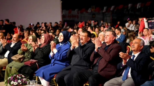 Malatya'da gençler konser ile coştu