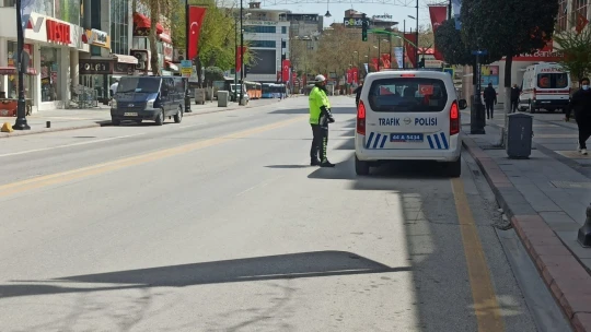 Malatya'da hafta sonu sokaklar boş kaldı