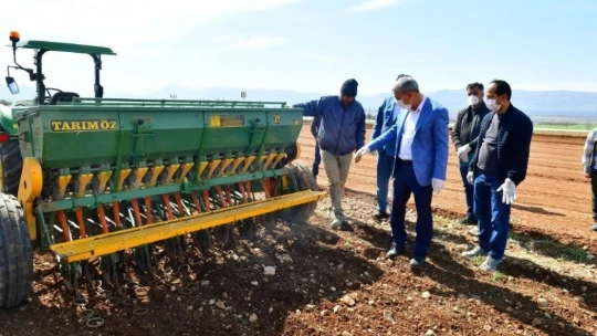 Malatya'da ihtiyaç sahiplerine 2 bin paket nohut ve kuru fasulye