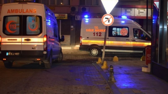 Malatya'da iki grup arasında bıçaklı kavga: 3 yaralı