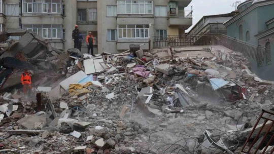 Malatya'da iki noktada arama kurtarma çalışması devam ediyor