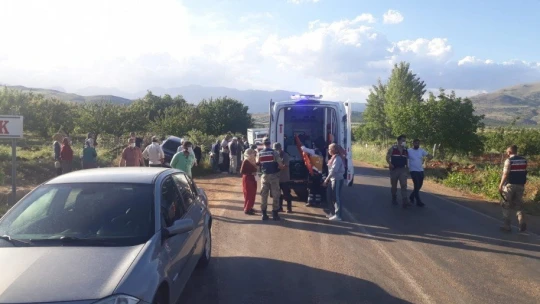 Malatya'da iki otomobil çarpıştı: 4 yaralı