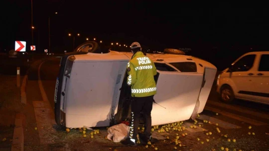 Malatya'da iki otomobil çarpıştı: 3 yaralı