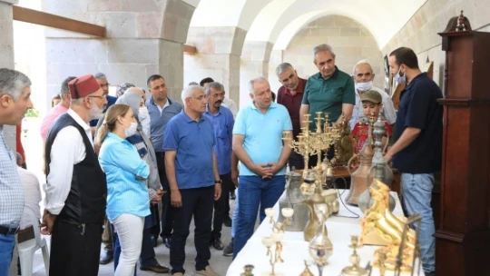 Malatya'da ilk antika pazarı Kervansaray'da açıldı