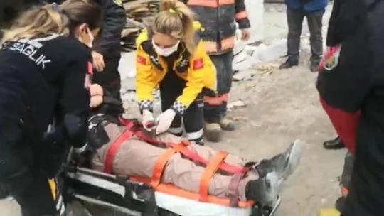 Malatya'da inşaatta düşen bir kişi yaralandı