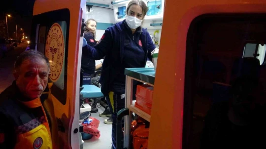 Malatya'da işçi servisi ile otomobil çarpıştı: 10 yaralı